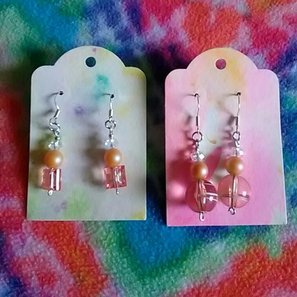 earrings - Picture 3 of 3